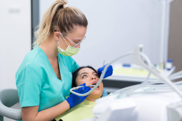 Best Cosmetic Emergency Dentistry in Cedar Grove, WI